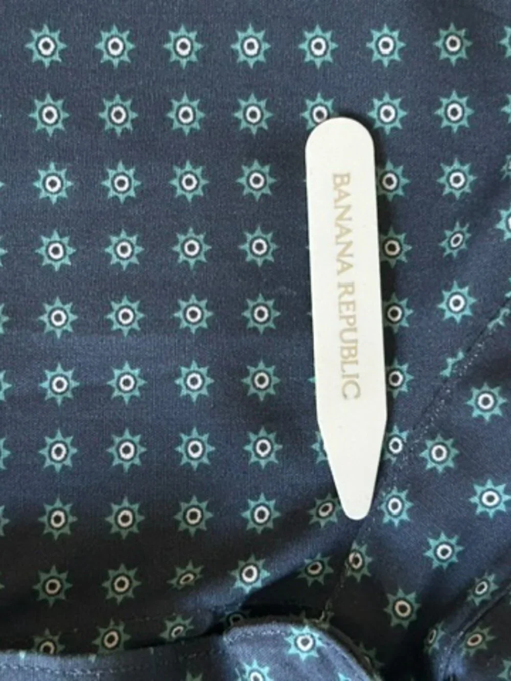 Mens Banana Republic button down shirt  M  15-151/2